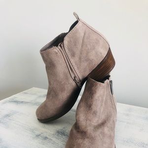 Women’s booties